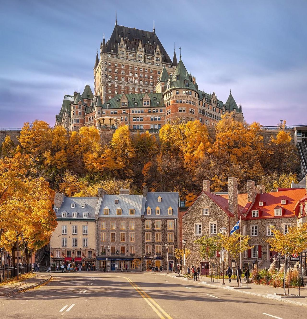 Initial / Polo / Centre-Ville De Quebec Quebeque Exterior foto